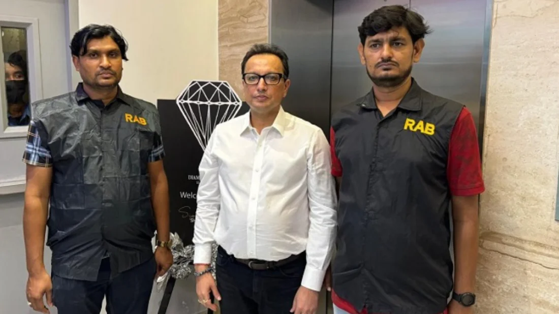 বনানী থেকে আবারও গ্রেপ্তার ডায়মন্ড ওয়ার্ল্ডের এমডি দিলীপ আগারওয়ালা