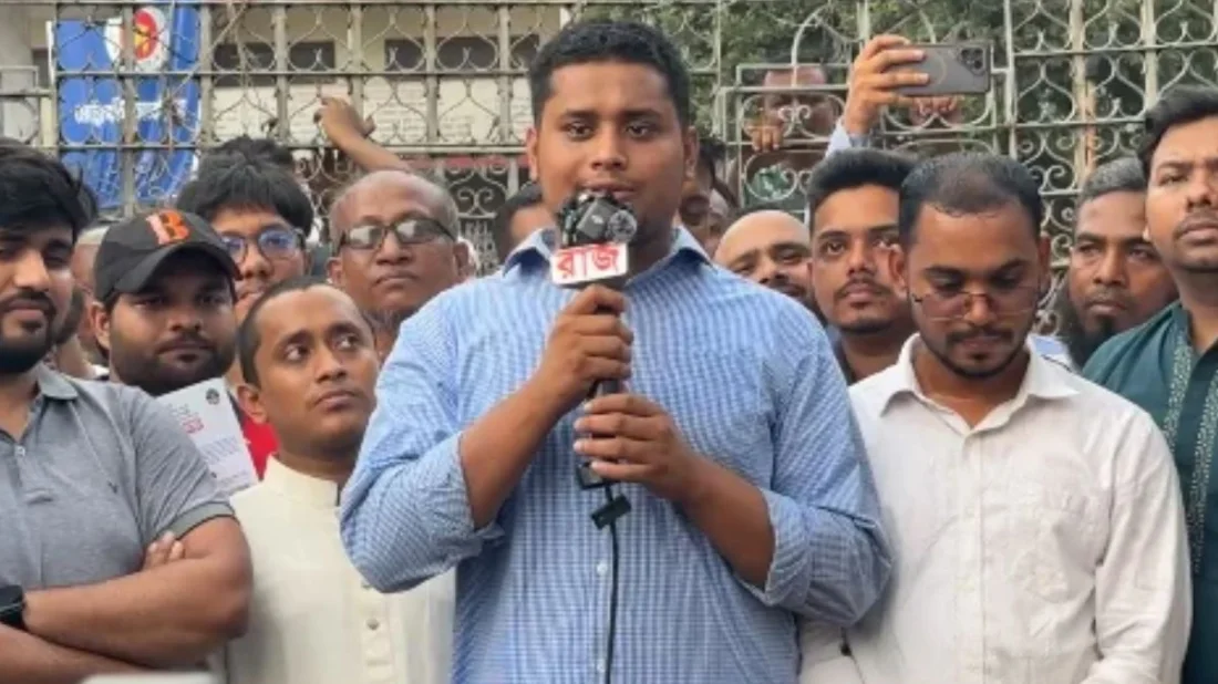 ‘মন খারাপের কথাও বলা যাবে না’, আইজিপি অপসারণের দাবি হাসনাতের