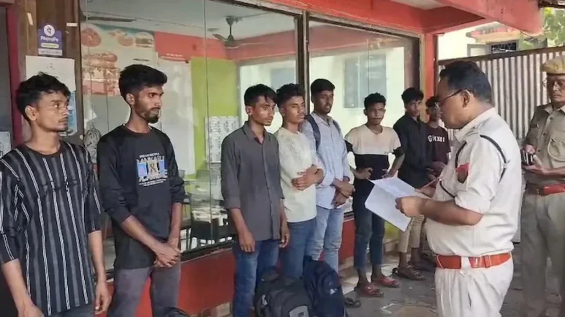 আসামে ৯ বাংলাদেশি আটক, মিলেছে সন্দেহভাজন ভুয়া আধার কার্ড
