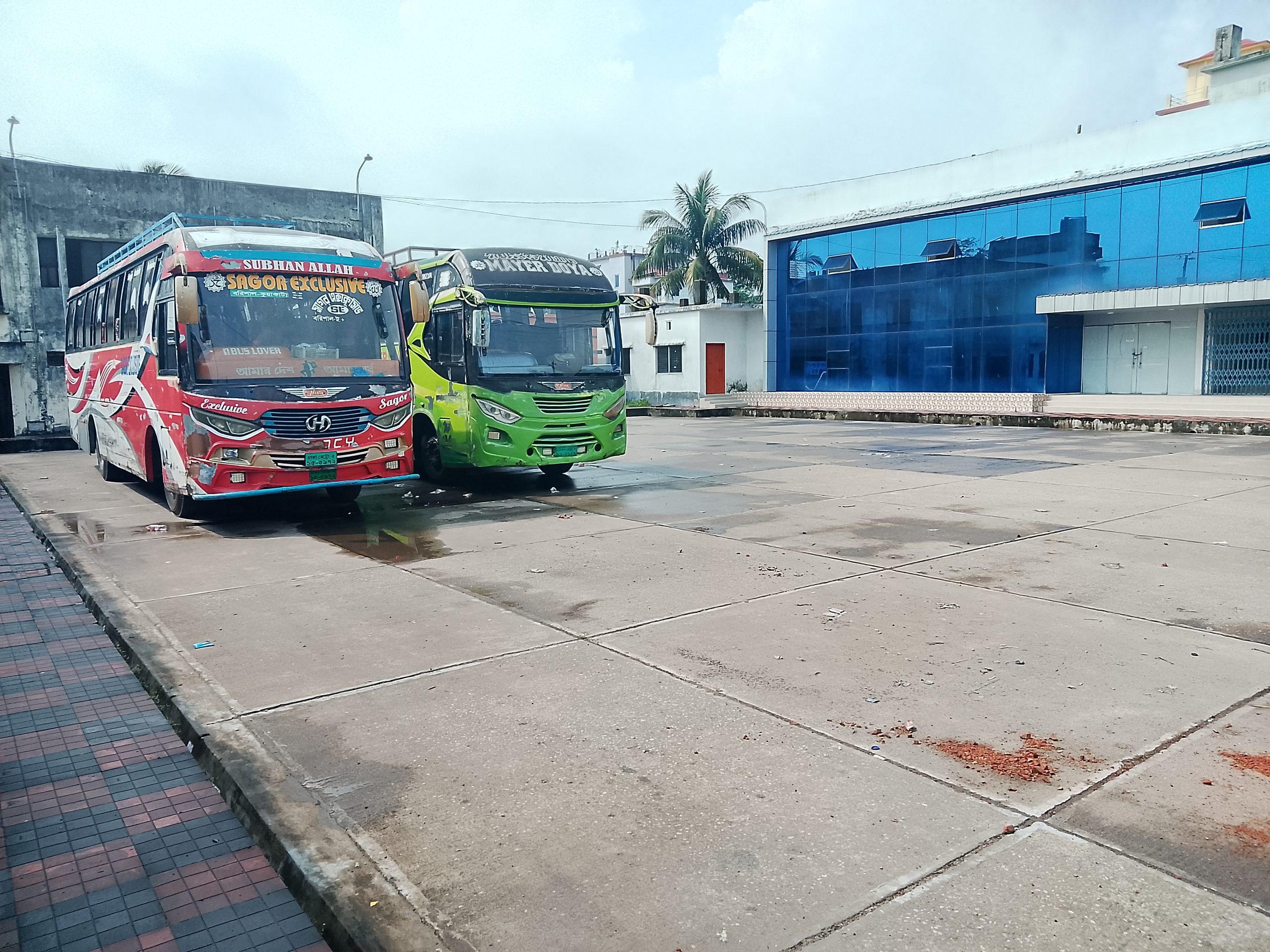 আমতলীতে নির্ধারিত বাসস্ট্যান্ড ছাড়া যাত্রী ওঠানামা বন্ধের নির্দেশ, কার্যকর ২২ অক্টোবর