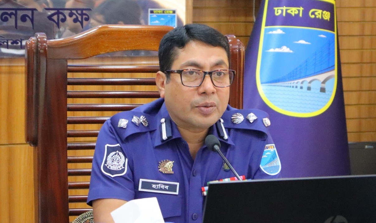 অপরাধমুক্ত শান্তিপূর্ণ নারায়ণগঞ্জ গড়তে কাজ করছে জেলা পুলিশ-এসপি হাবিবুর রহমান