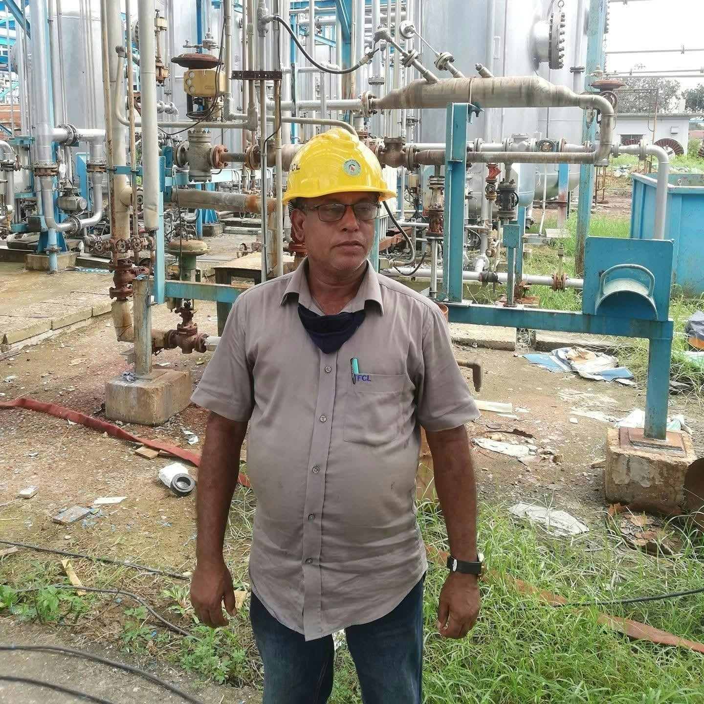 মামলা দিয়ে সস্ত্রীক বড় ভাইকে বাড়ি ছাড়া করলেন সাবেক সিবিএ নেতা