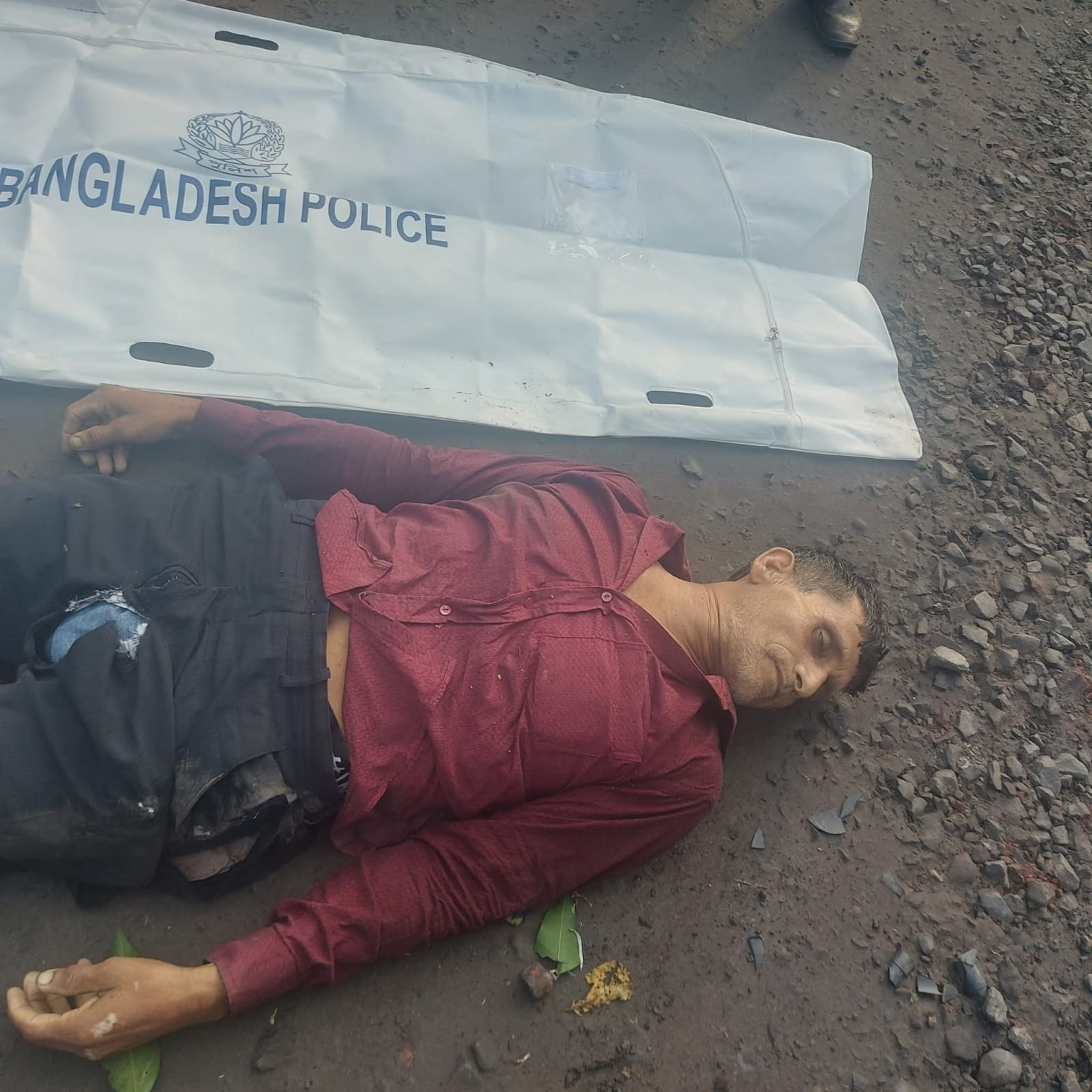 ডুমুরিয়ায় সড়ক দুর্ঘটনায় জুয়েলার্স ব্যবসায়ী নিহত, ঘাতক বাস পলাতক