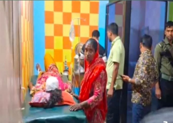 ভারত থেকে আসা বাঘের আক্রমনে আহত ৩ জন