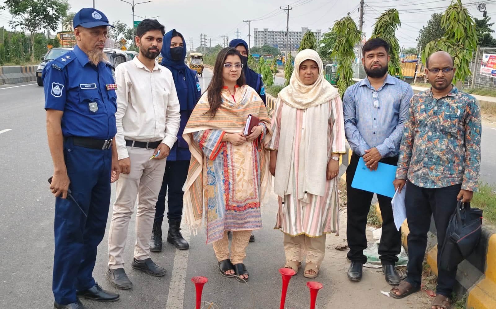 নারায়ণগঞ্জে শব্দ দূষণ বন্ধে পরিবেশ অধিদপ্তরের অভিযান, ৪ যানবাহনকে জরিমানা
