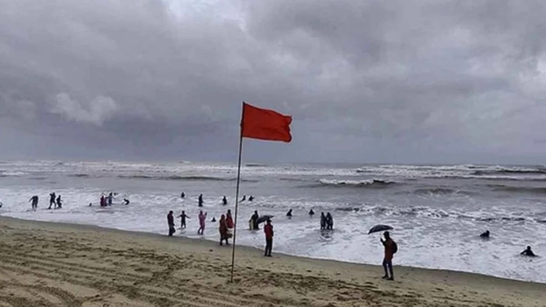 বঙ্গোপসাগরে সুস্পষ্ট লঘুচাপ, গভীর সমুদ্রে যেতে নিষেধাজ্ঞা