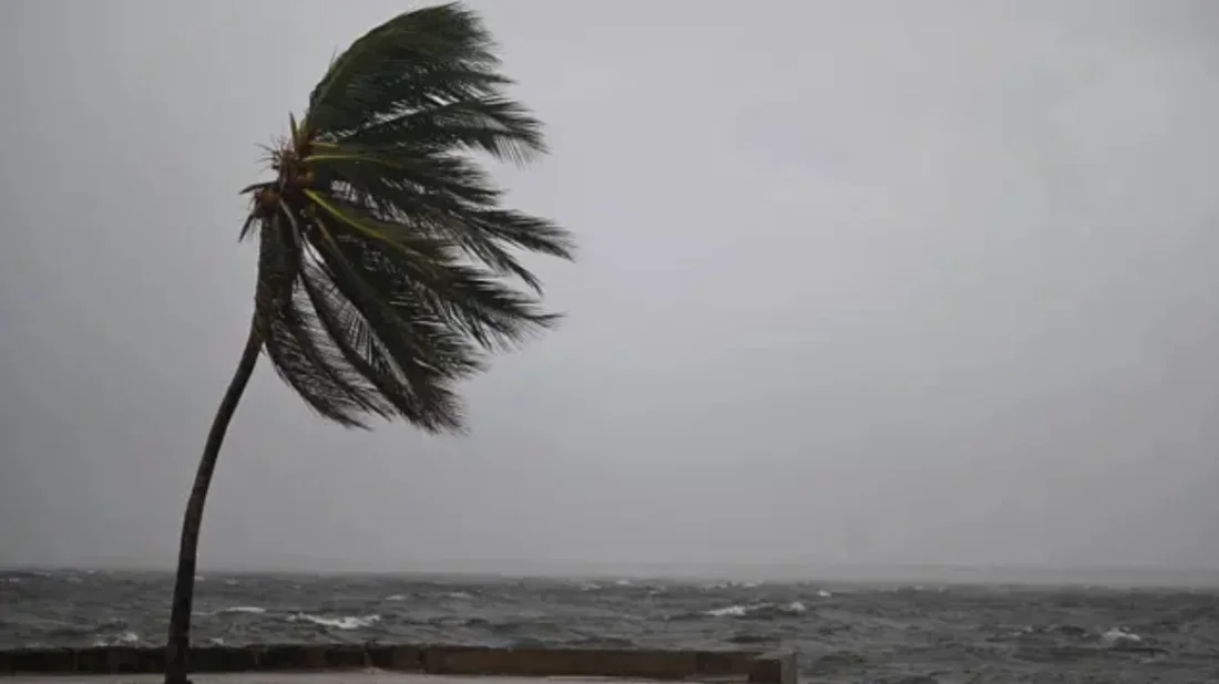 বঙ্গোপসাগরে ঘূর্ণিঝড়ের শঙ্কা, বুধবার অন্ধ্র উপকূলে আঘাতের সম্ভাবনা